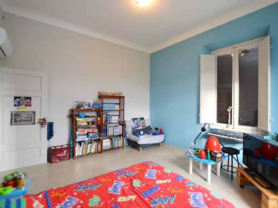 Immagine 18 di Appartamento in vendita  a Lucca