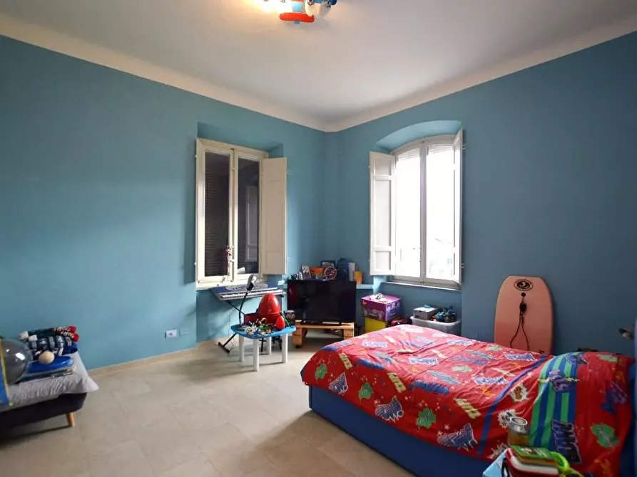 Immagine 17 di Appartamento in vendita  a Lucca