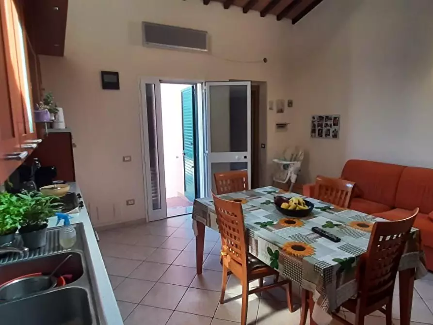 Immagine 1 di Casa colonica in vendita  a Rosignano Marittimo