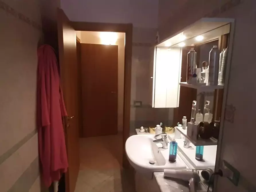 Immagine 25 di Casa colonica in vendita  a Rosignano Marittimo