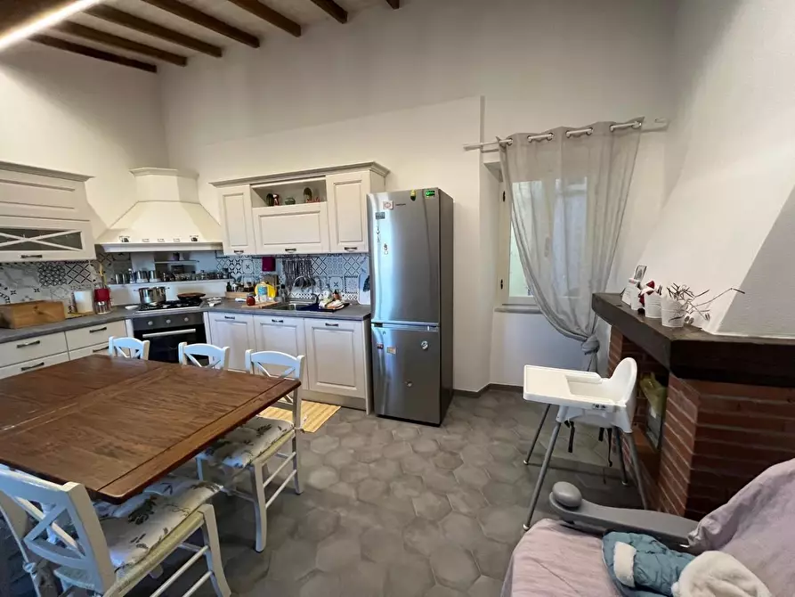 Immagine 15 di Appartamento in vendita  a Ortonovo