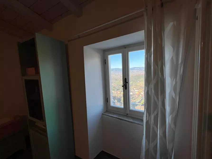 Immagine 13 di Appartamento in vendita  a Ortonovo