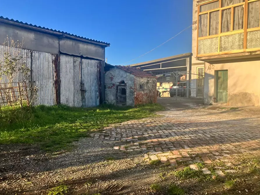 Immagine 25 di Terratetto in vendita  a Castelnuovo Magra