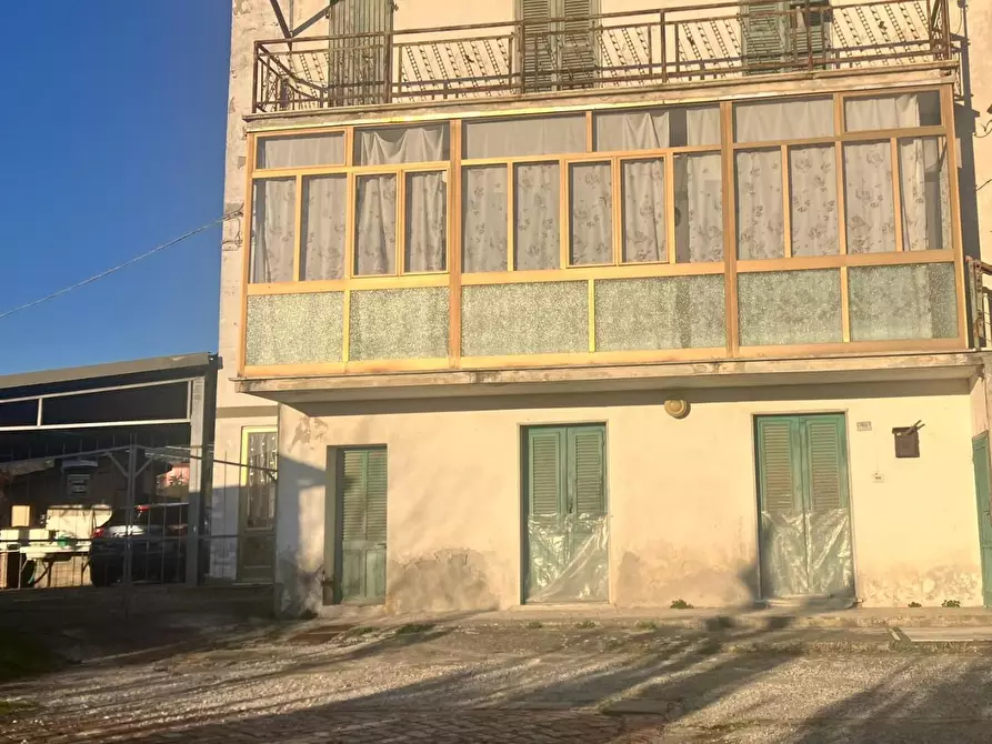 Immagine 24 di Terratetto in vendita  a Castelnuovo Magra