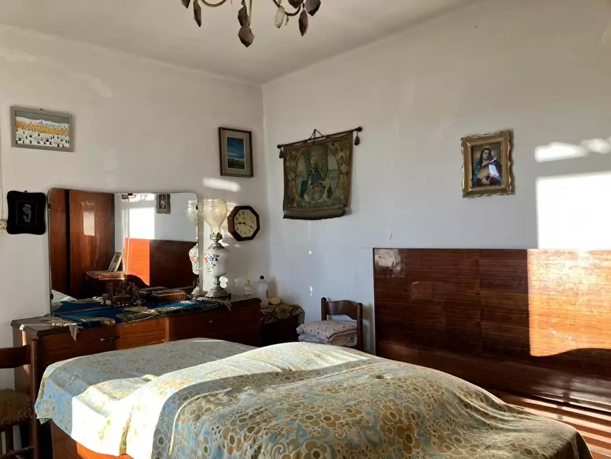 Immagine 13 di Terratetto in vendita  a Castelnuovo Magra