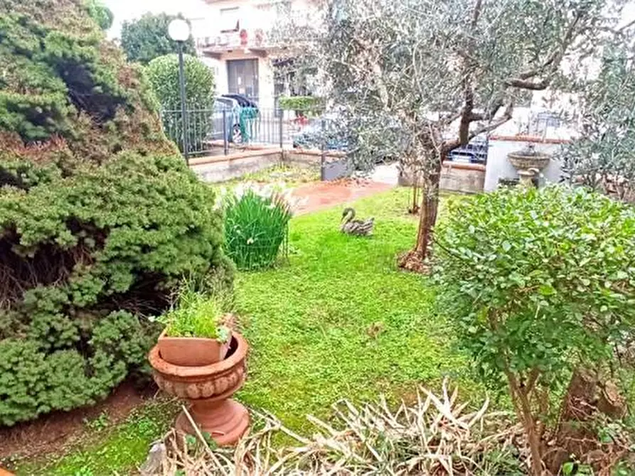 Immagine 3 di Villetta a schiera in vendita  a Pistoia