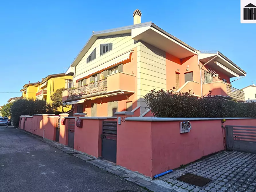 Immagine 31 di Appartamento in vendita  a San Miniato