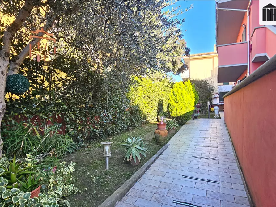 Immagine 2 di Appartamento in vendita  a San Miniato