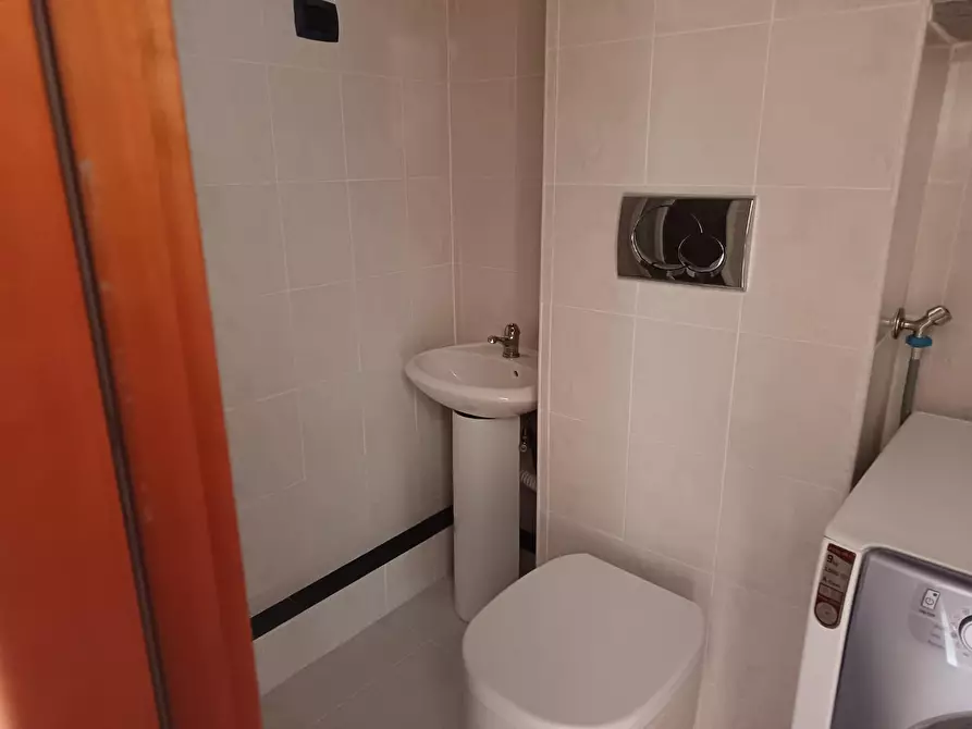 Immagine 18 di Appartamento in vendita  a Rosignano Marittimo