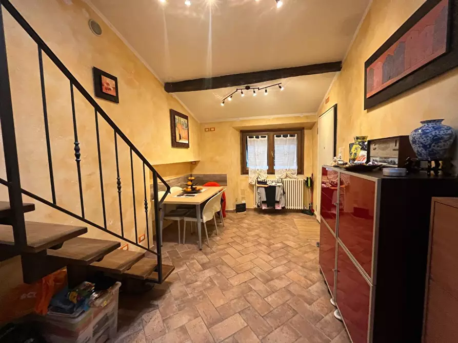 Immagine 5 di Appartamento in vendita  a Massa