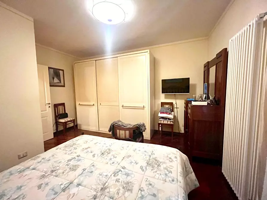 Immagine 8 di Appartamento in vendita  a Massa