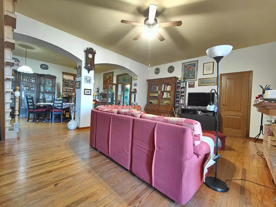 Immagine 21 di Villa in vendita  a San Miniato