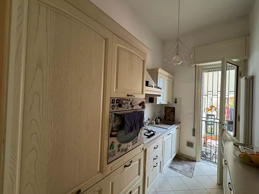 Immagine 2 di Appartamento in vendita  a Viareggio