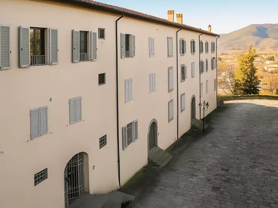 Immagine 40 di Appartamento in vendita  a Calcinaia