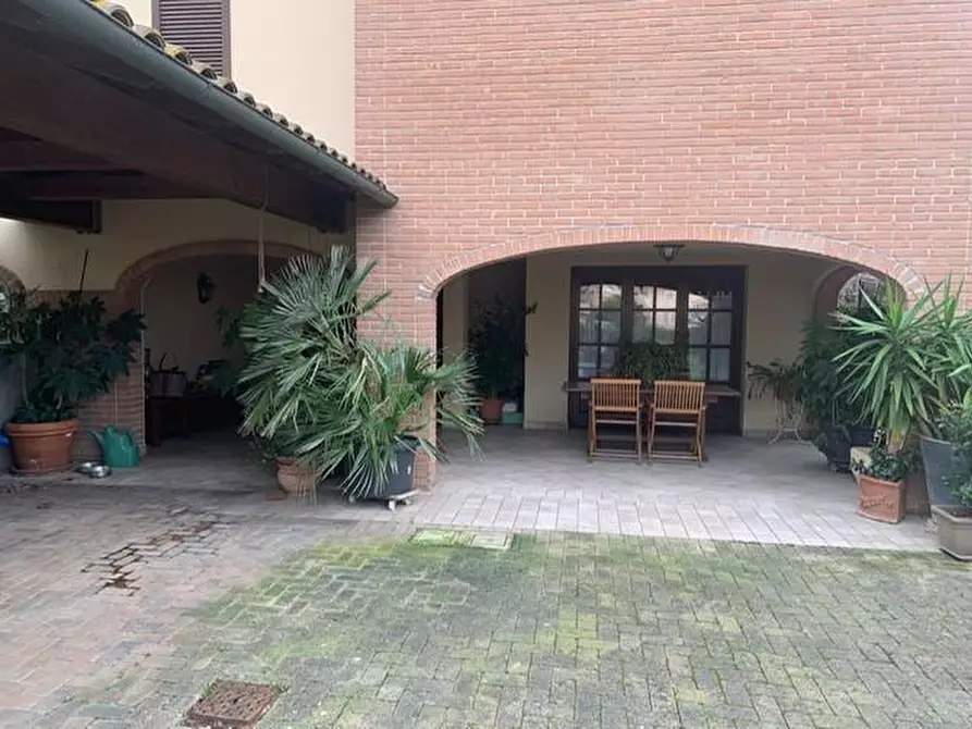 Immagine 13 di Villetta a schiera in vendita  a Pontedera