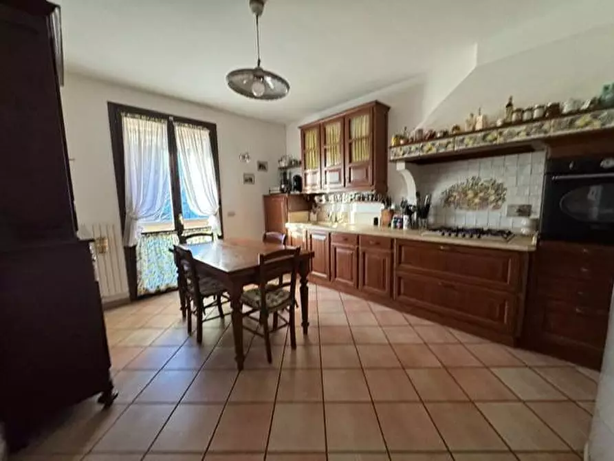 Immagine 10 di Villetta a schiera in vendita  a Pontedera