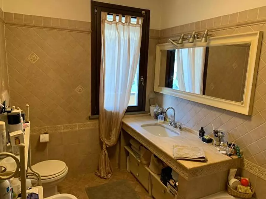 Immagine 16 di Villetta a schiera in vendita  a Pontedera