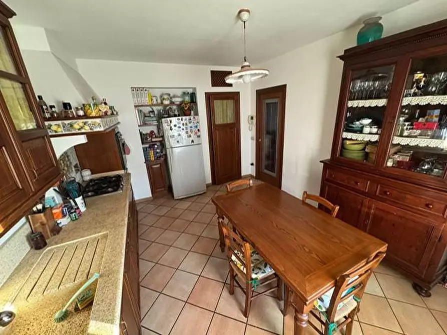 Immagine 9 di Villetta a schiera in vendita  a Pontedera