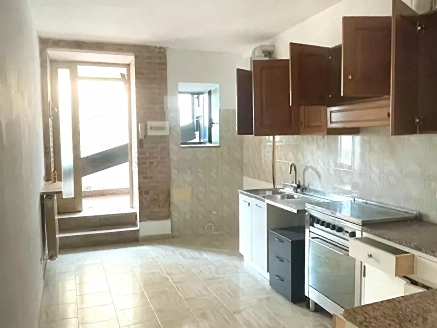 Immagine 3 di Appartamento in vendita  a Siena