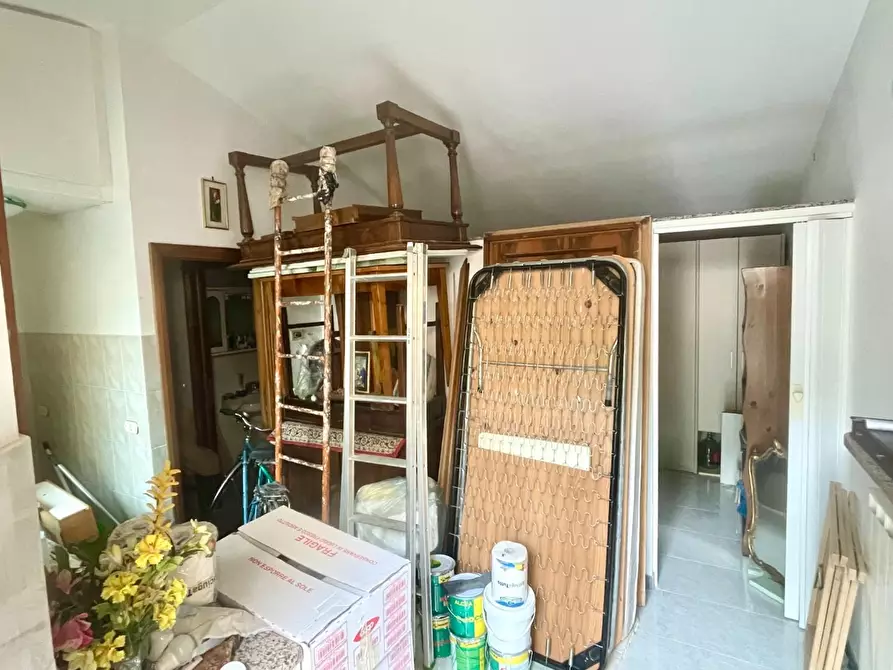 Immagine 7 di Magazzino in vendita  a Siena