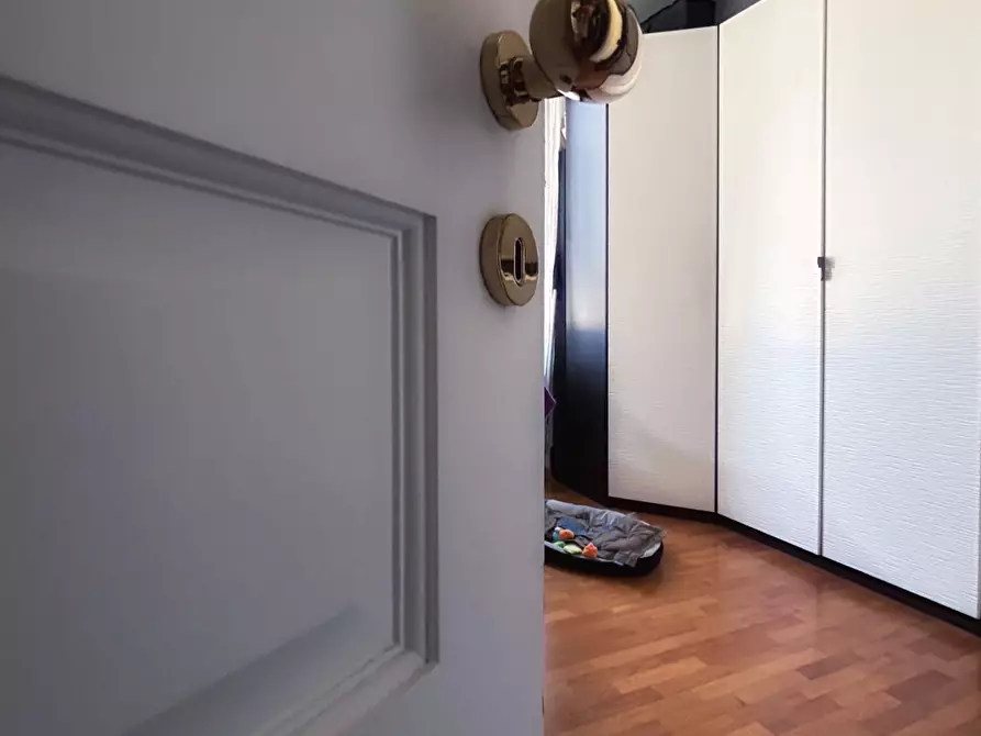 Immagine 16 di Appartamento in vendita  a Livorno