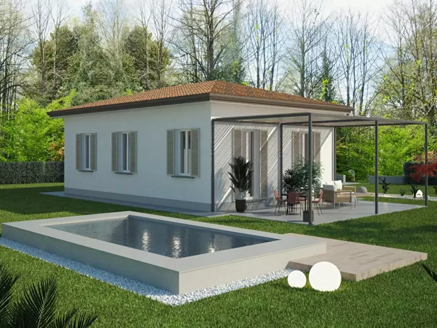 casa indipendente in vendita a Massa in zona Marina dei Ronchi