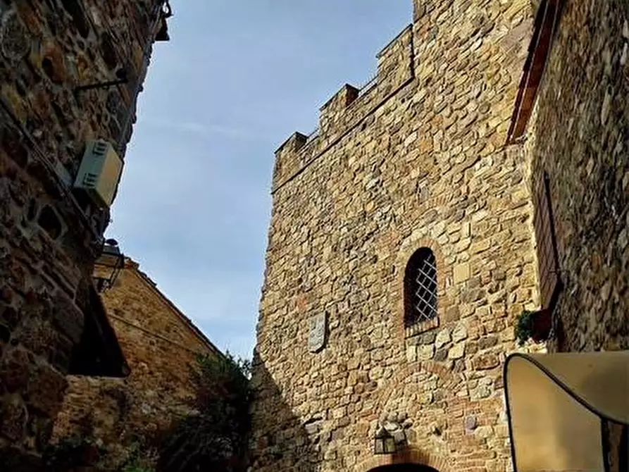 Immagine 38 di Appartamento in vendita  a Lajatico