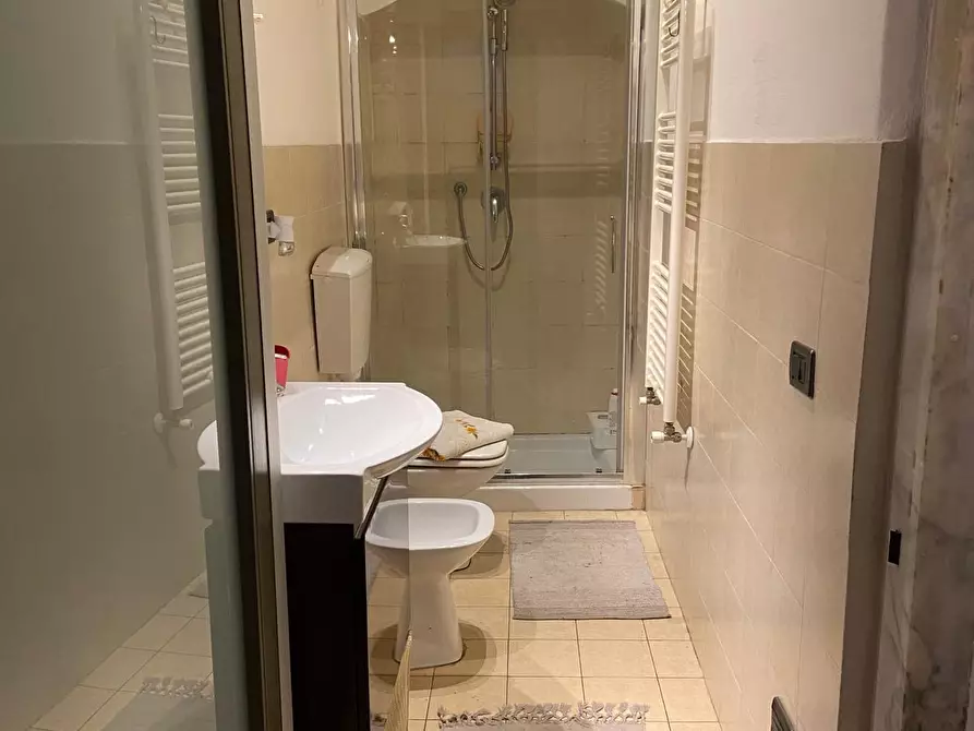 Immagine 6 di Appartamento in vendita  a Carrara