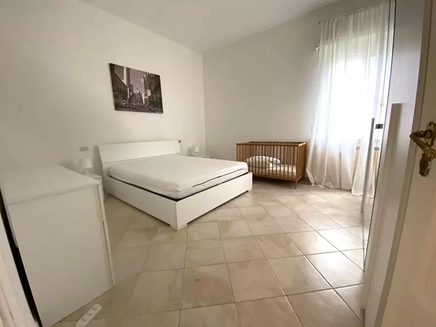 Immagine 8 di Appartamento in vendita  a Massa