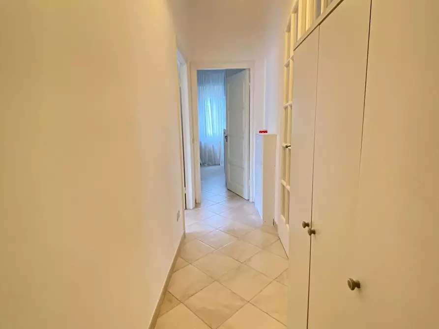 Immagine 7 di Appartamento in vendita  a Massa