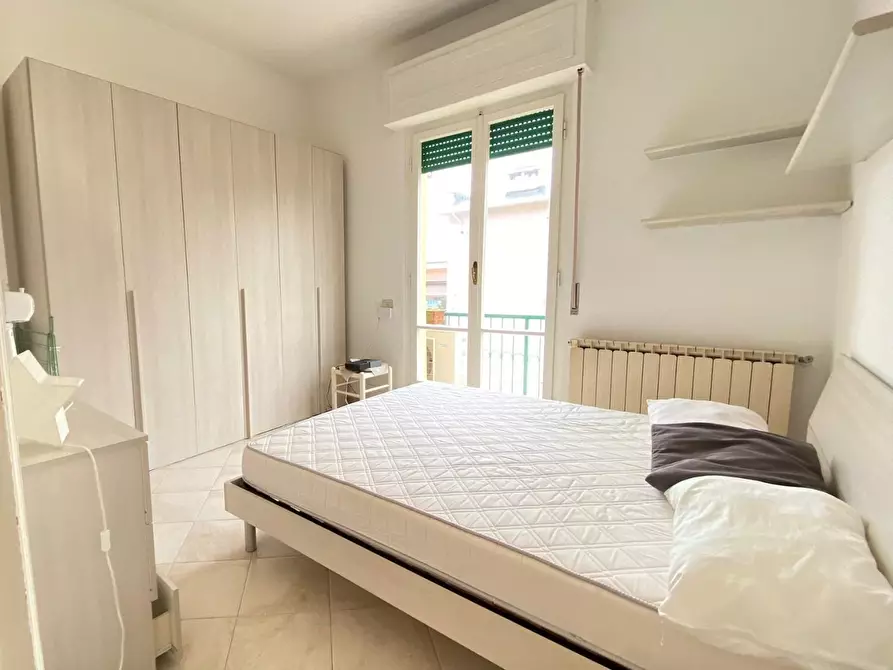 Immagine 16 di Appartamento in vendita  a Massa