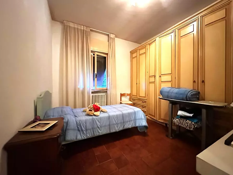 Immagine 17 di Villa in vendita  a Lucca