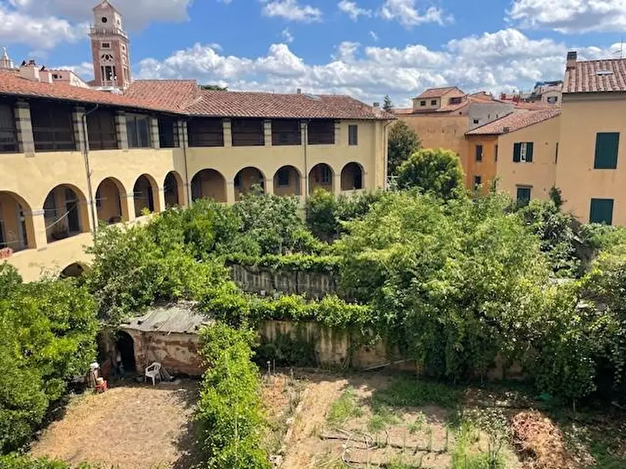 Immagine 18 di Appartamento in vendita  a Pisa