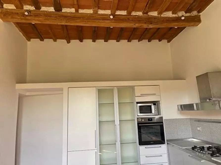 Immagine 16 di Appartamento in vendita  a Pisa