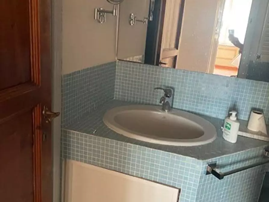 Immagine 10 di Appartamento in vendita  a Pisa