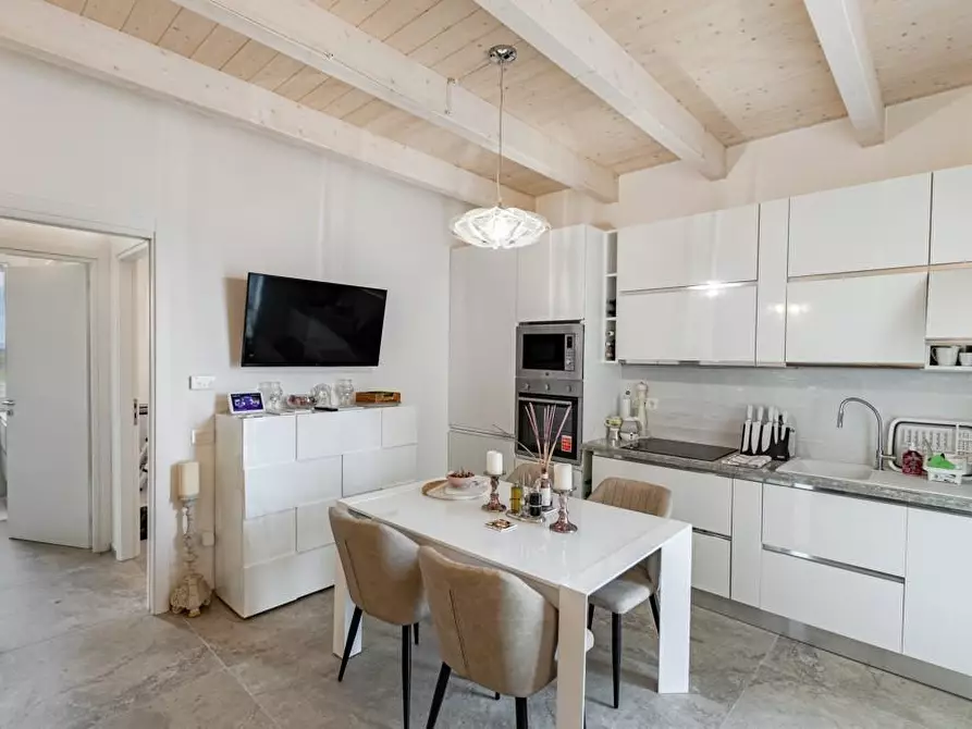 Immagine 14 di Appartamento in vendita  a Cecina