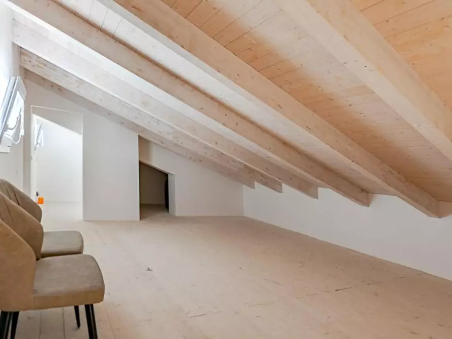 Immagine 22 di Appartamento in vendita  a Cecina