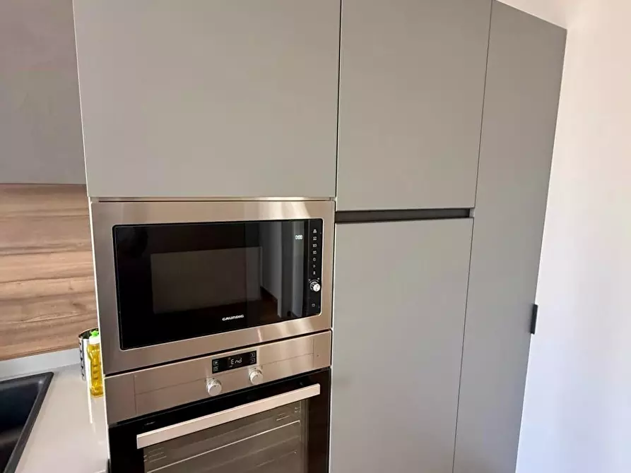 Immagine 10 di Appartamento in vendita  a Viareggio