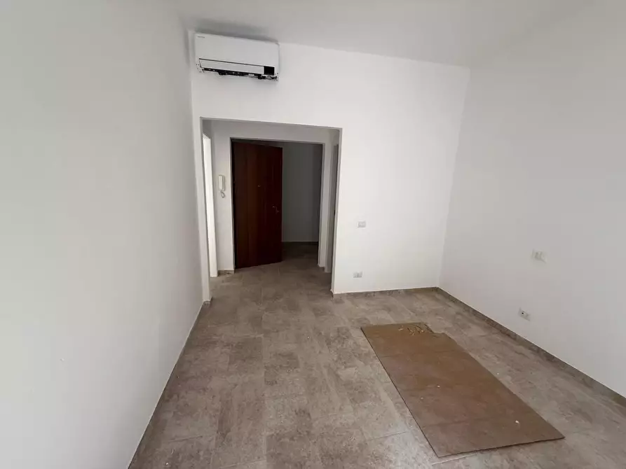 Immagine 10 di Appartamento in vendita  a Viareggio
