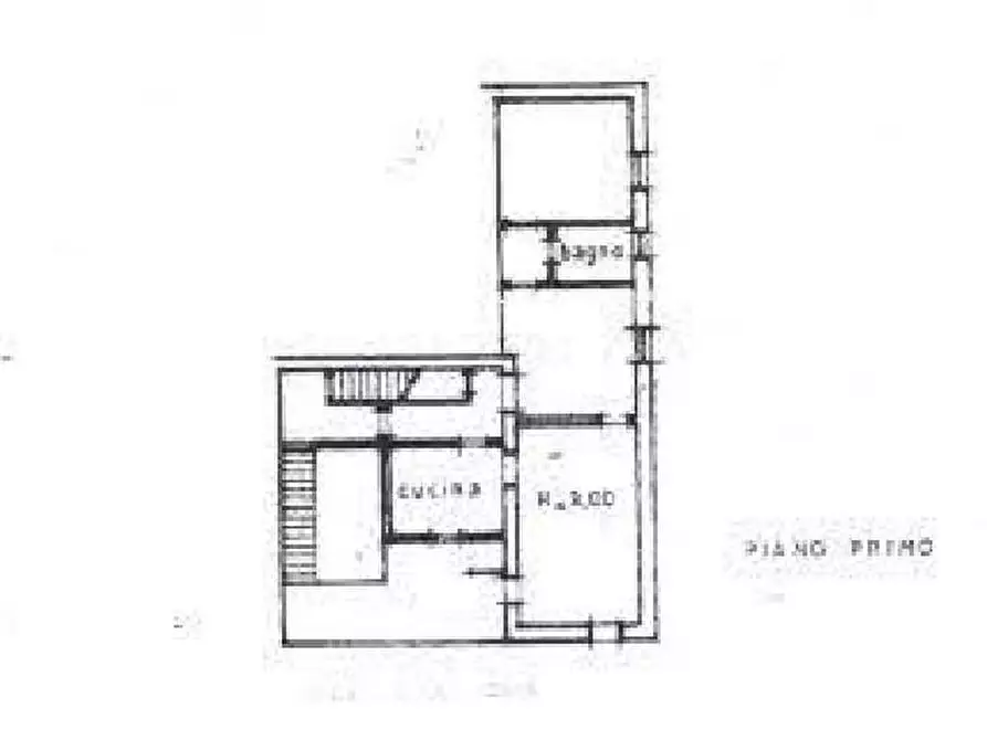 Immagine 17 di Appartamento in vendita  a Massa