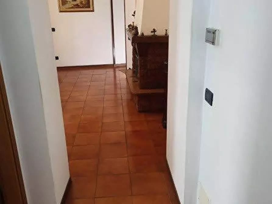 Immagine 6 di Appartamento in vendita  a Massa