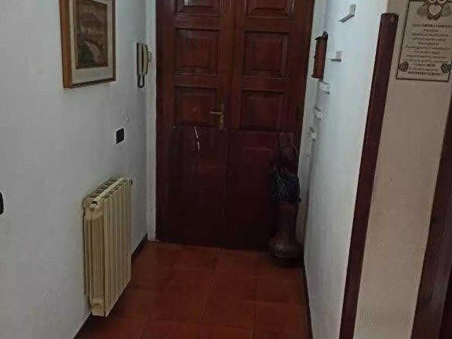 Immagine 14 di Appartamento in vendita  a Massa