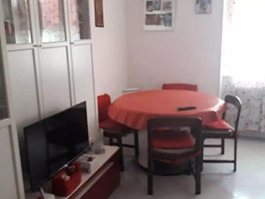 Immagine 1 di Appartamento in vendita  a Massa