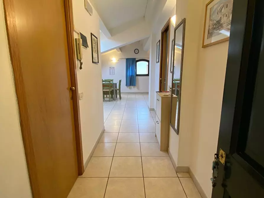 Immagine 14 di Mansarda in vendita  a Massa