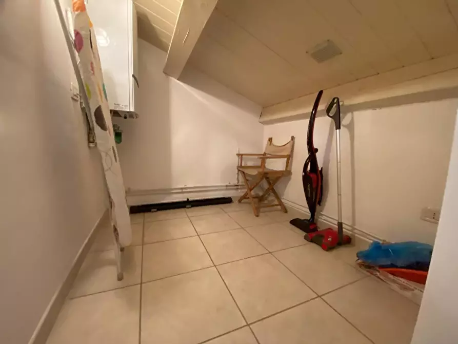 Immagine 19 di Mansarda in vendita  a Massa