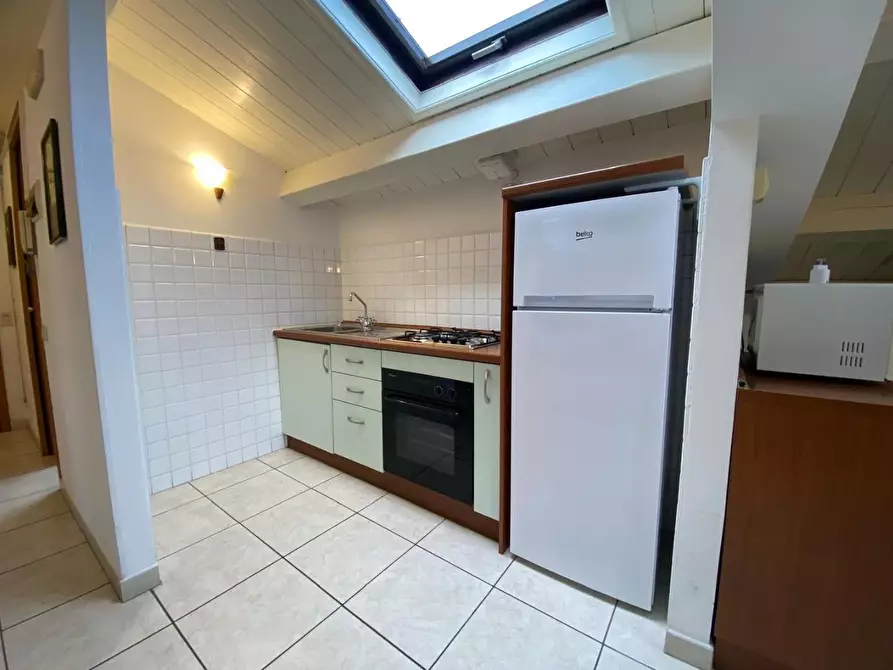 Immagine 7 di Mansarda in vendita  a Massa