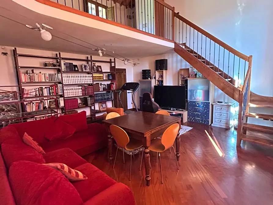 Immagine 42 di Casa colonica in vendita  a Cerreto Guidi