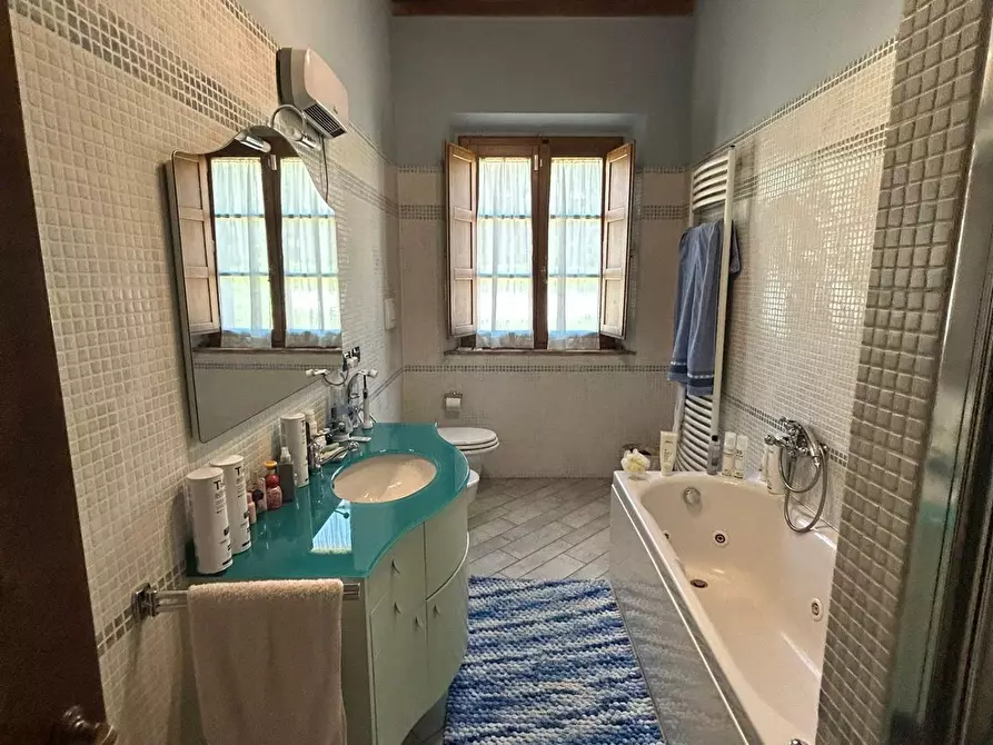 Immagine 44 di Casa colonica in vendita  a Cerreto Guidi