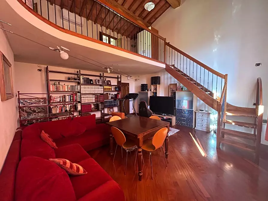 Immagine 41 di Casa colonica in vendita  a Cerreto Guidi