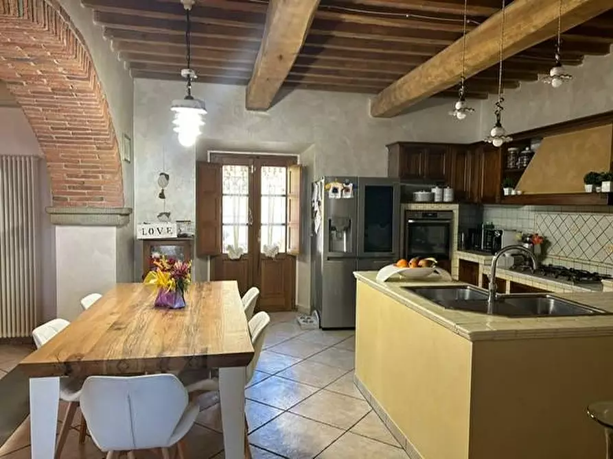 Immagine 25 di Casa colonica in vendita  a Cerreto Guidi